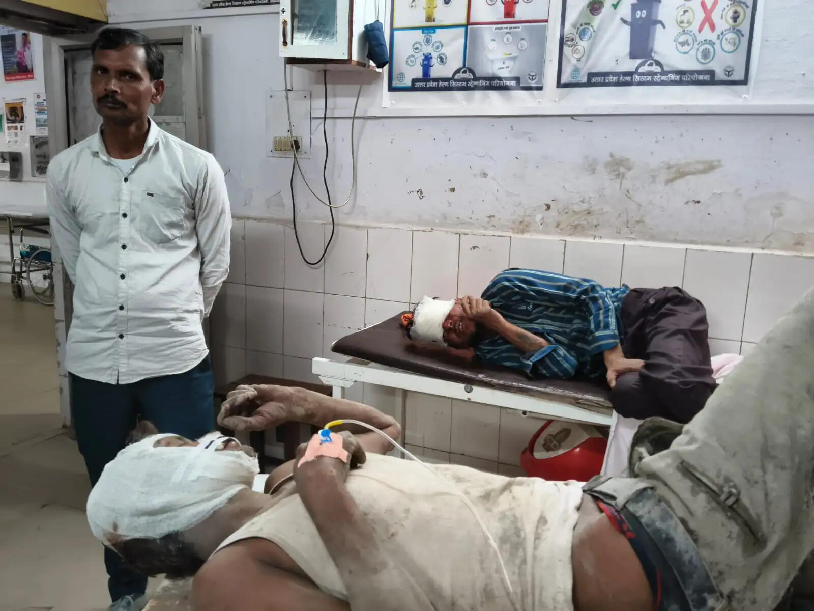 जालौन–औरैया स्टेट हाईवे : यमुना नदी पुल पर निर्माणाधीन गेट की शटरिंग ढही, काम कर रहे छह मजदूर दबने से घायल