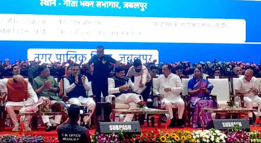 मेडिकल यूनिवर्सिटी को एम्स स्तर पर विकसित किया जाएगा, मुख्यमंत्री ने जबलपुर को दी विकास की सौगातें