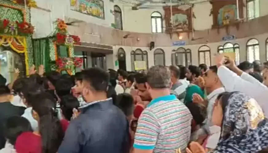 सावन के दूसरे सोमवार को मंदिरों में जलाभिषेक को उमड़े श्रद्धालु