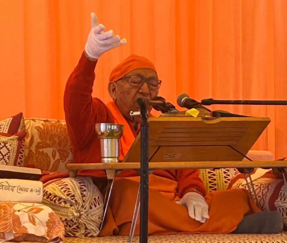 वेदों की ओर लौटने का आह्वान, परमेश्वर ही जगत का आधार-स्वामी राम स्वरूप जी