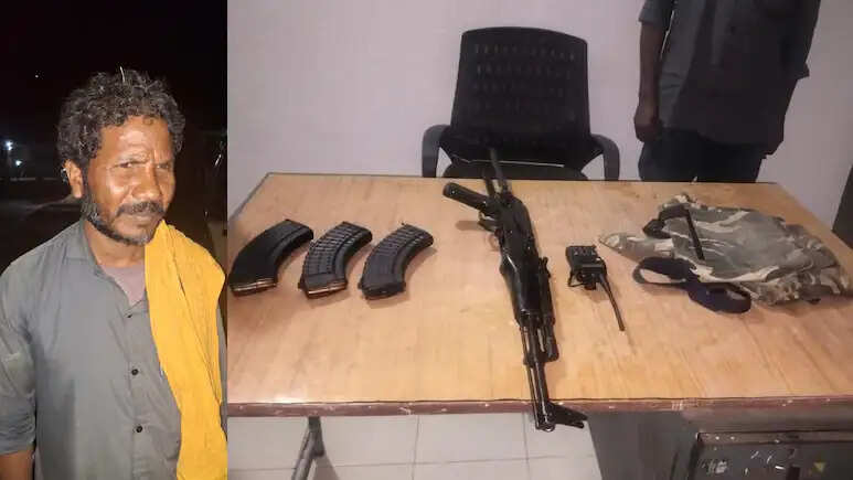 छत्तीसगढ़ में नक्सली संगठन को झटका, डीवीसीएम मल्लेश का कांकेर में आत्मसमर्पण