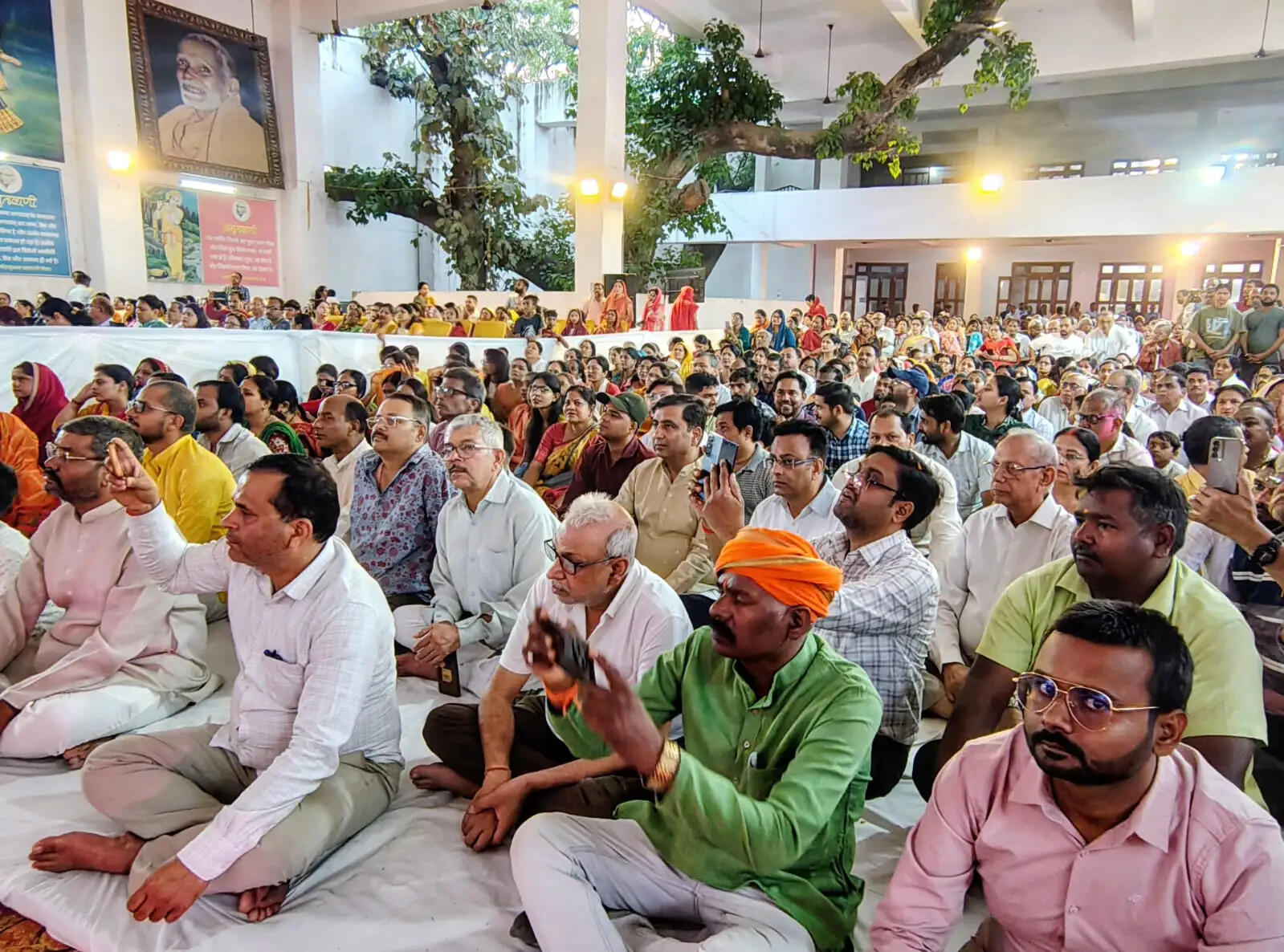 गोरखनाथ नगरी पहुंचे ‘सोमनाथ ज्योतिर्लिंग’ के पावन अंश, उमड़ी भक्तों की अपार श्रद्धा