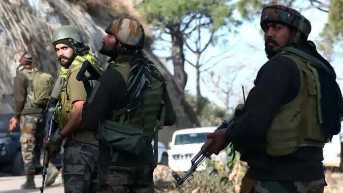 कठुआ में संदिग्ध आतंकवादियों की गतिविधि, सुरक्षा बलों का तलाशी अभियान शुरू