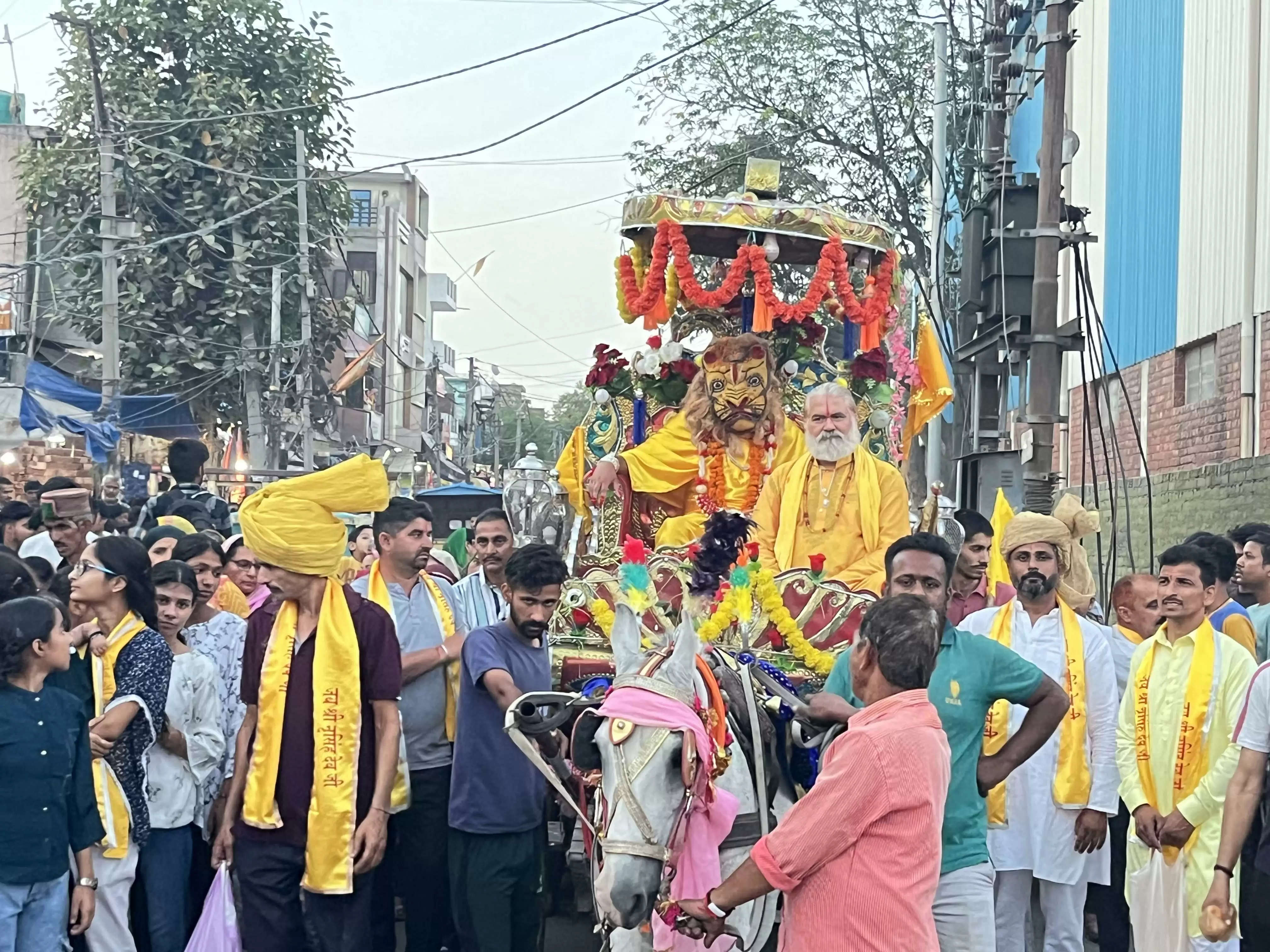 भगवान नरसिंह जी अवतरण दिवस-शोभा यात्रा के साथ शुरू हुआ नरसिंह धाम गोविंदसर में तीन दिवसीय भव्य कार्यक्रम