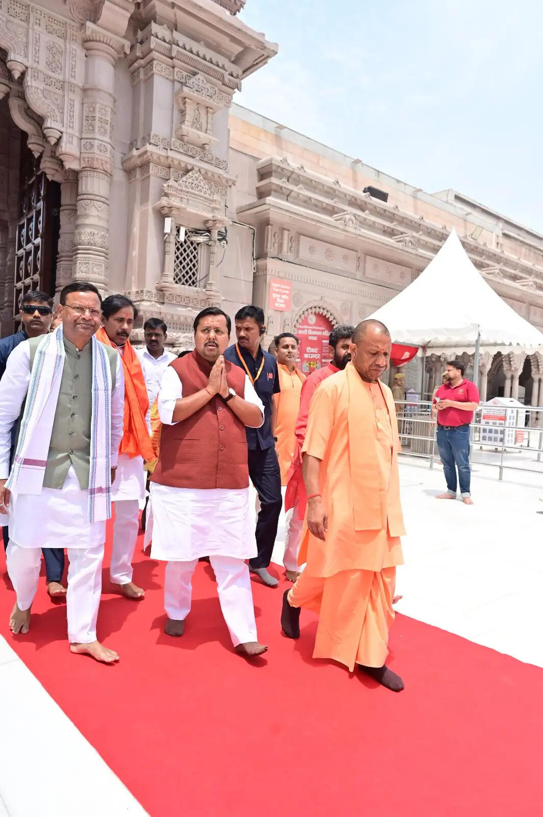 श्री काशी विश्वनाथ मंदिर में दर्शन कर भाजपा के राष्ट्रीय अध्यक्ष नितिन आह्लादित