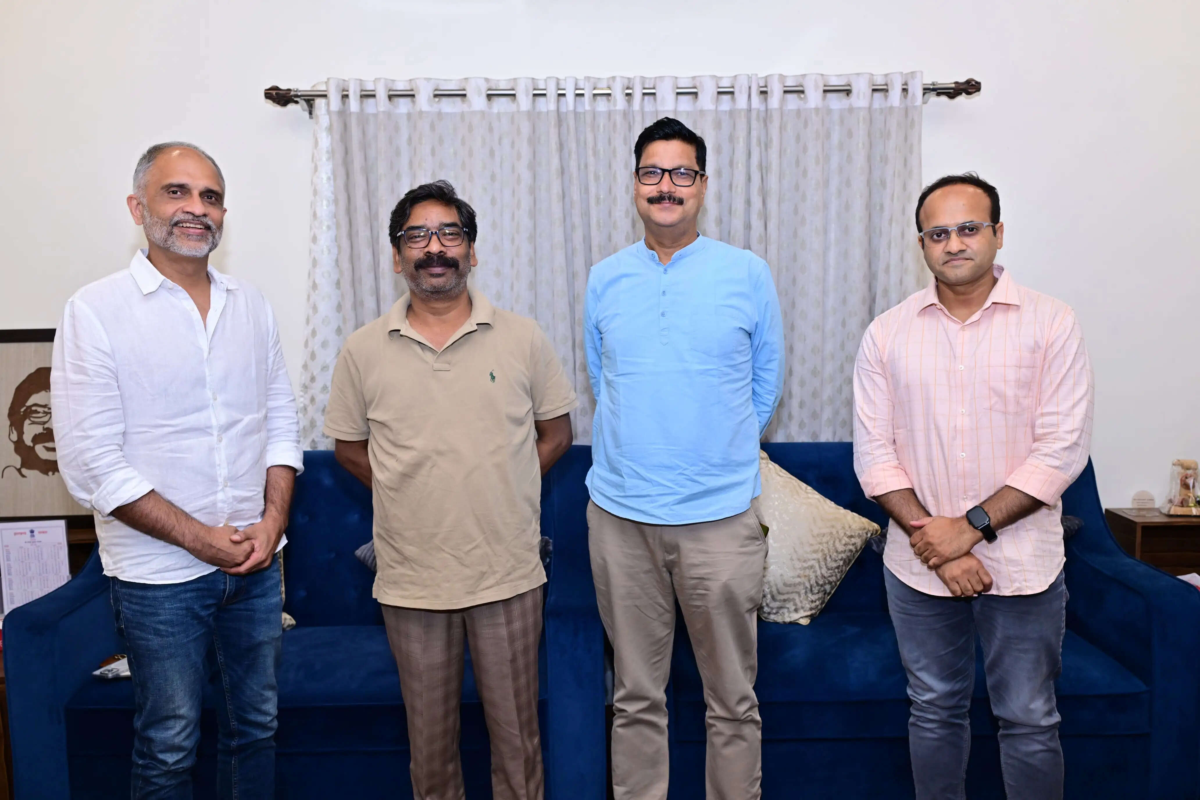 मुख्यमंत्री से मिले अजीम प्रेमजी फाउंडेशन के सीईओ, कई मुददों पर चर्चा