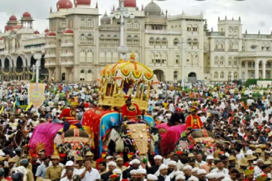 विश्व प्रसिद्ध मैसूर दशहरा की मुख्य आकर्षण जम्बू सवारी आज निकलेगी, तैयारियां पूरी