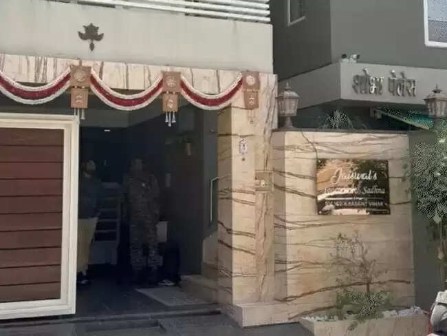 (अपडेट) मध्य प्रदेश के चार शहरों में ईडी का छापा, शराब ठेकेदारों के ठिकानों पर सर्चिंग जारी