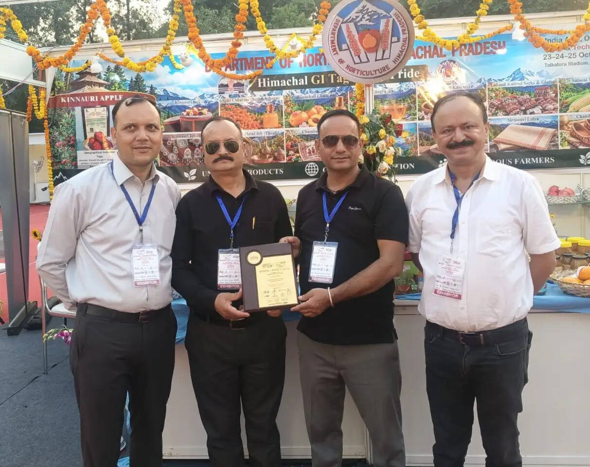 एग्री एवं हॉर्टिकल्चर एक्सपो में हिमाचल के बागवानी विभाग द्वारा प्रदर्शित स्टॉल को मिला प्रथम पुरस्कार