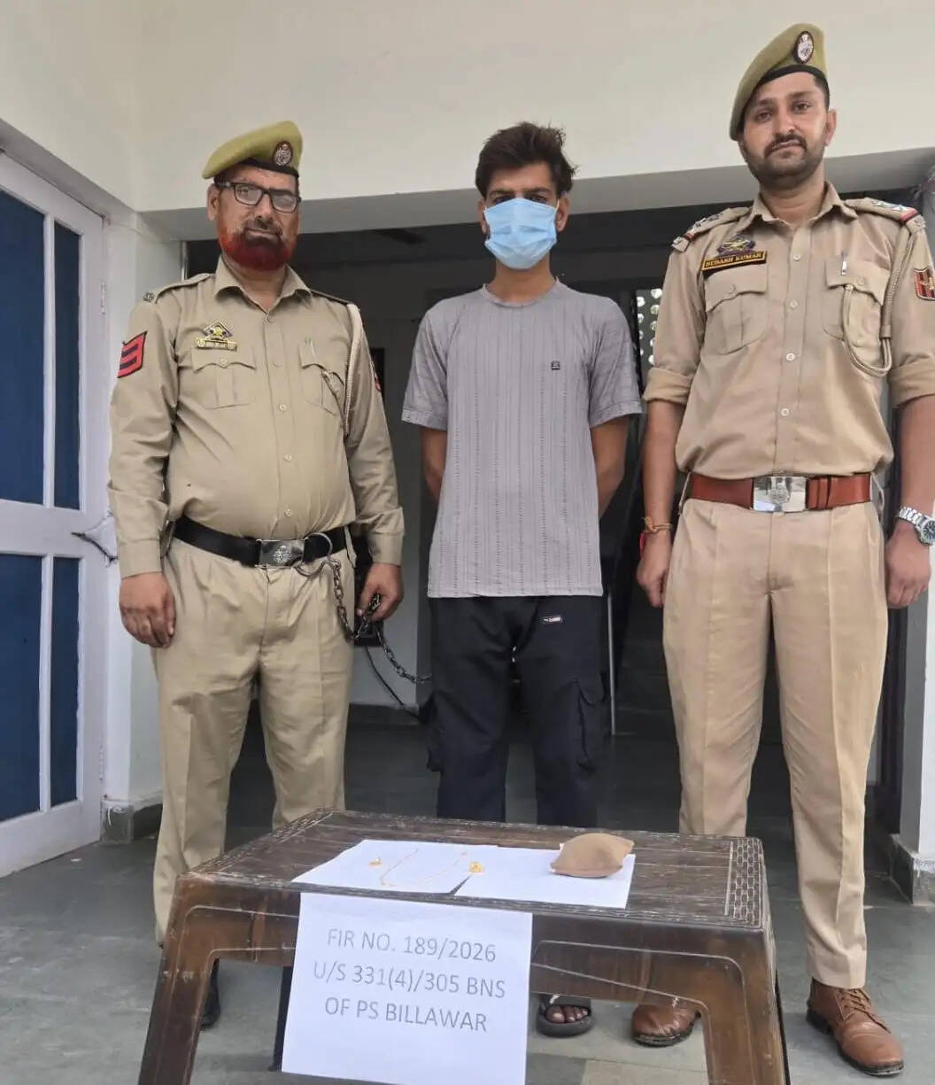 बिलावर में आभूषण चोरी मामला सुलझा, दो लाख के गहने बरामद आरोपी गिरफ्तार