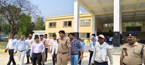 अपर मंडल रेल प्रबंधक ने चुनार-चोपन रेलखंड का निरीक्षण कर दिये निर्देश