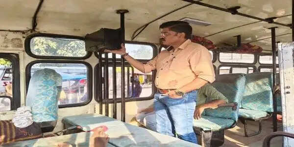 विदिशाः वाहन चेकिंग अभियान में 26 वाहनों पर चालानी कार्रवाई, 2.26 लाख से अधिक की वसूली