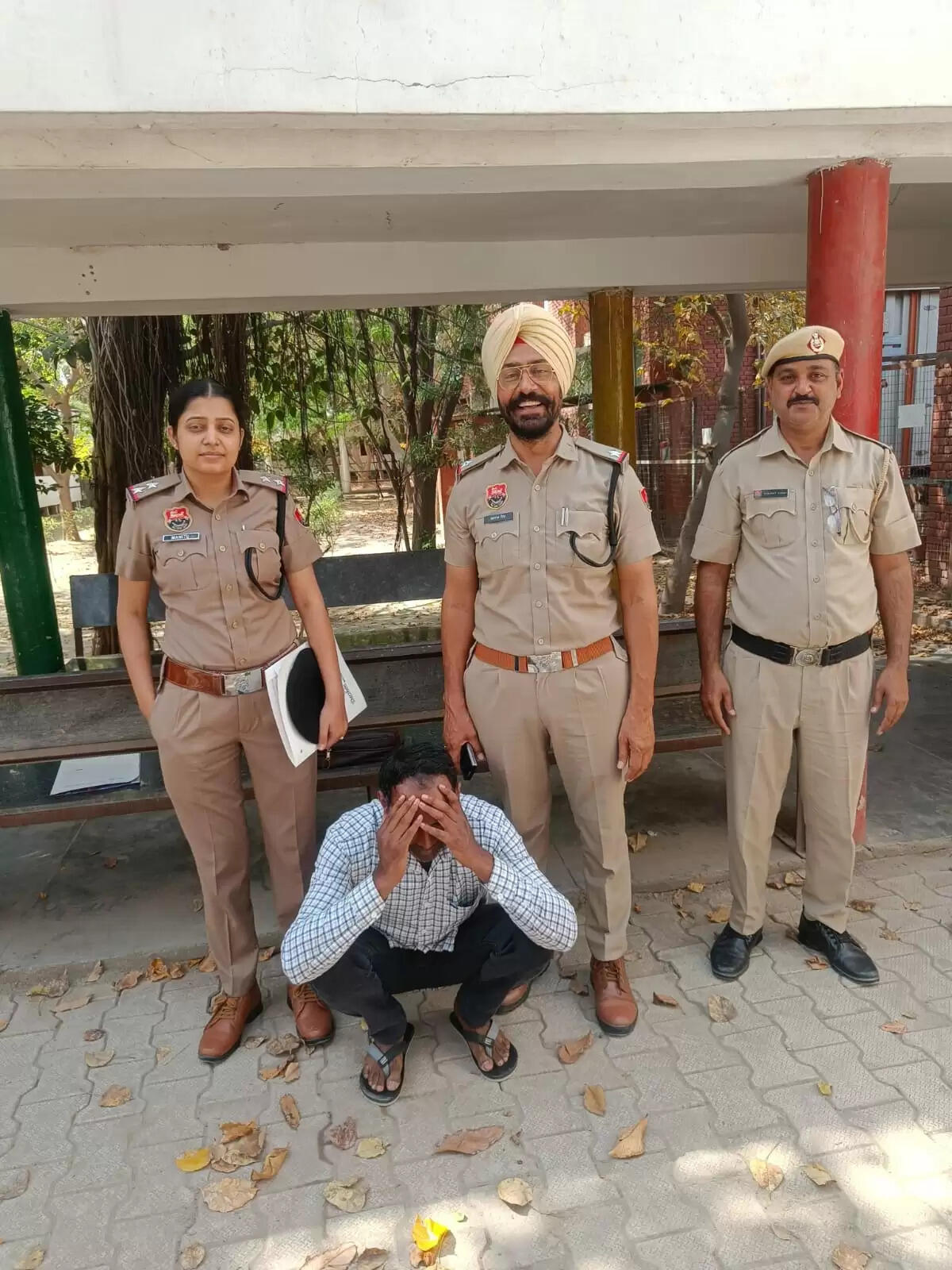 सिरसा: नाबालिग युवती से छेड़छाड़ का आरोपी टीजीटी अध्यापक गिरफ्तार