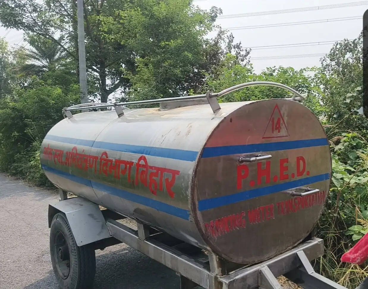 सारण में बाढ़ प्रभावितों को जिला प्रशासन ने की स्वच्छ पेयजल और अस्थायी शौचालयों की व्यवस्था