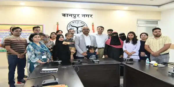 खामोशी टूटी, कॉक्लियर इम्प्लांट से मूक बधिर बच्चों की लौटी आवाज : जिलाधिकारी