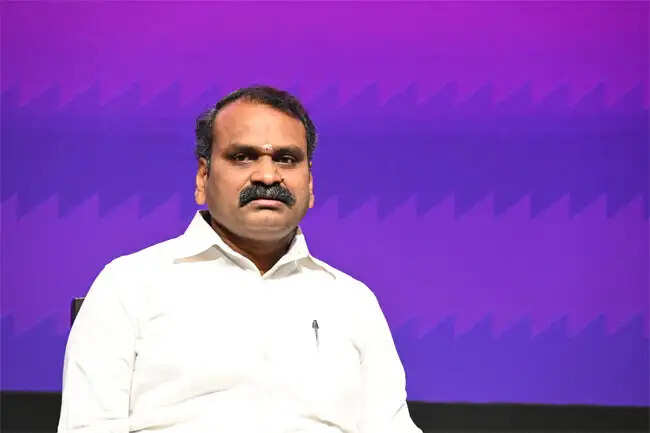 मोशन पिक्चर एसोसिएशन के साथ भारत वैश्विक स्तर पर उद्योग बनाने का इच्छुक : केंद्रीय प्रसारण राज्य मंत्री