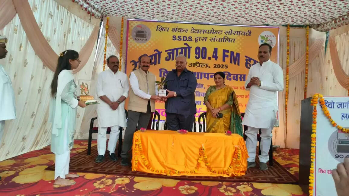 रेडियो जागो ने सरकार की योजनाओं को जन जन तक पहुँचाया: मानवेंद्र सिंह