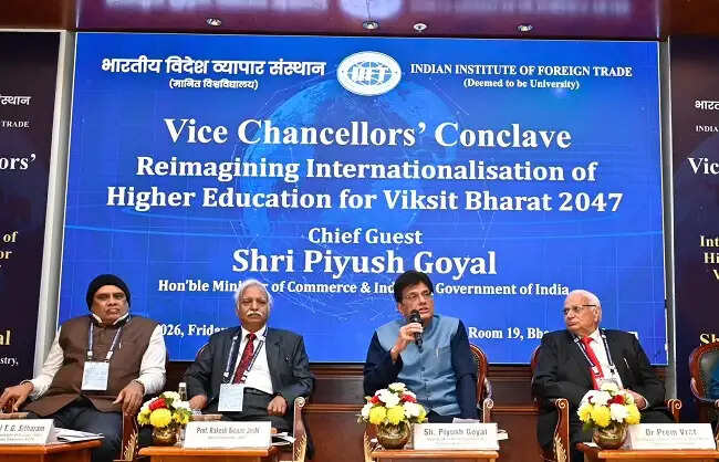 पश्चिम एशिया संकट से निपटने में निर्यातकों की मदद के लिए हरसंभव नीतिगत कदम उठाएंगे: पीयूष गोयल