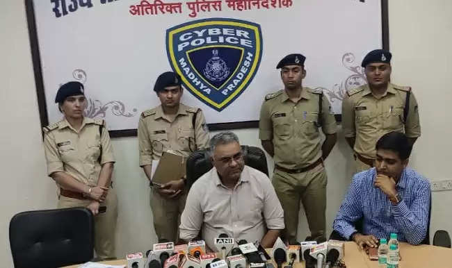 मप्र में 20 हजार से ज्यादा वोटर आईडी और आधार कार्ड फर्जी