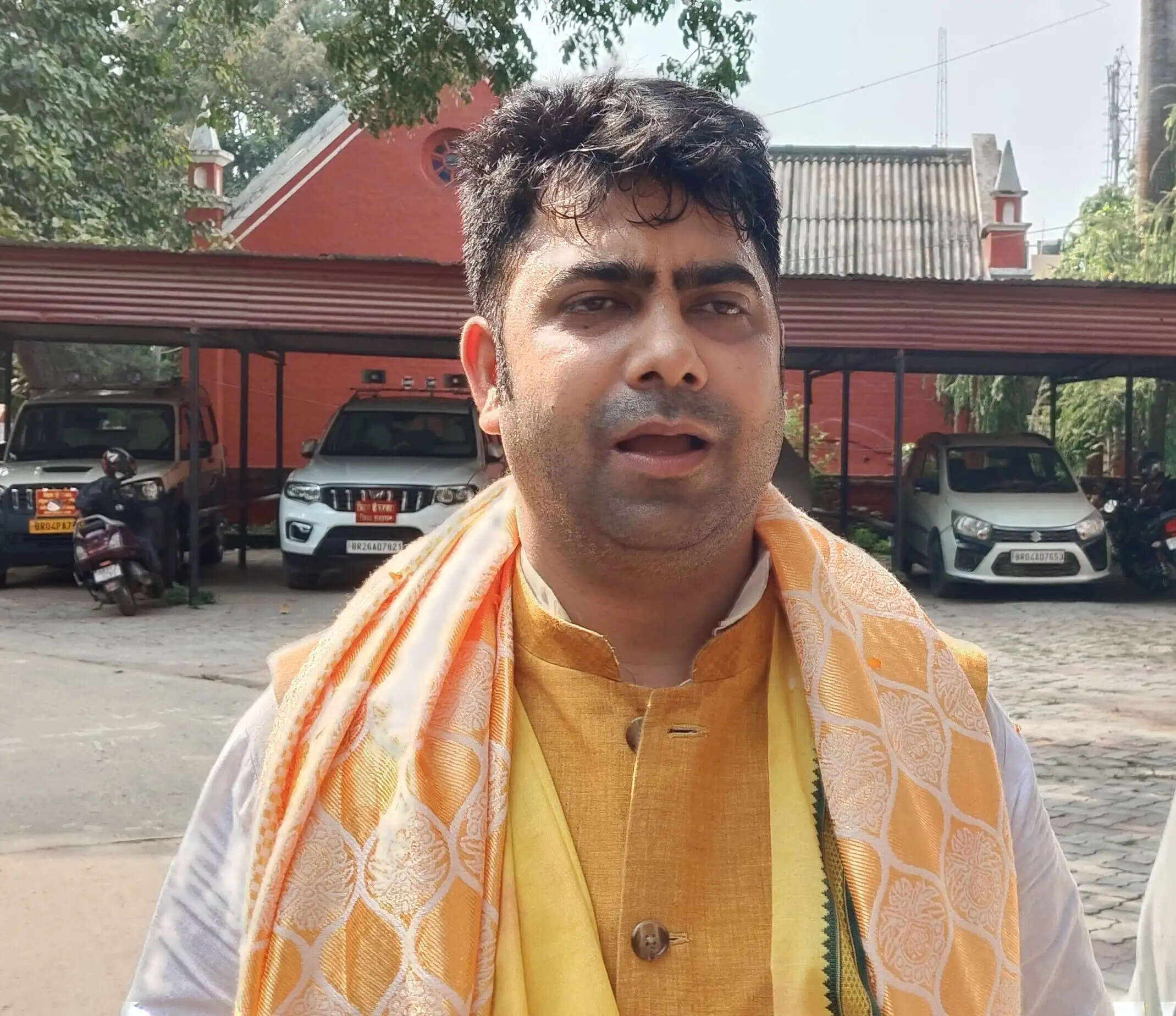 सारण शिक्षक निर्वाचन में निर्दलीय प्रत्याशी डॉ राहुल राज विजयी