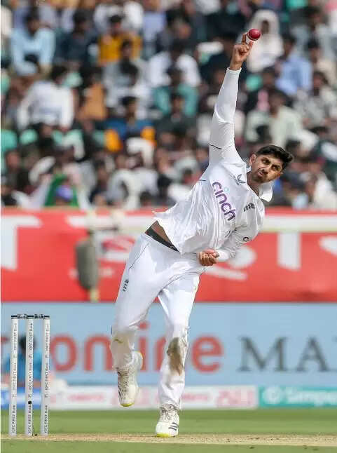 एशेज: सिडनी टेस्ट के लिए इंग्लैंड की 12 सदस्यीय टीम घोषित, शोएब बशीर को मौका