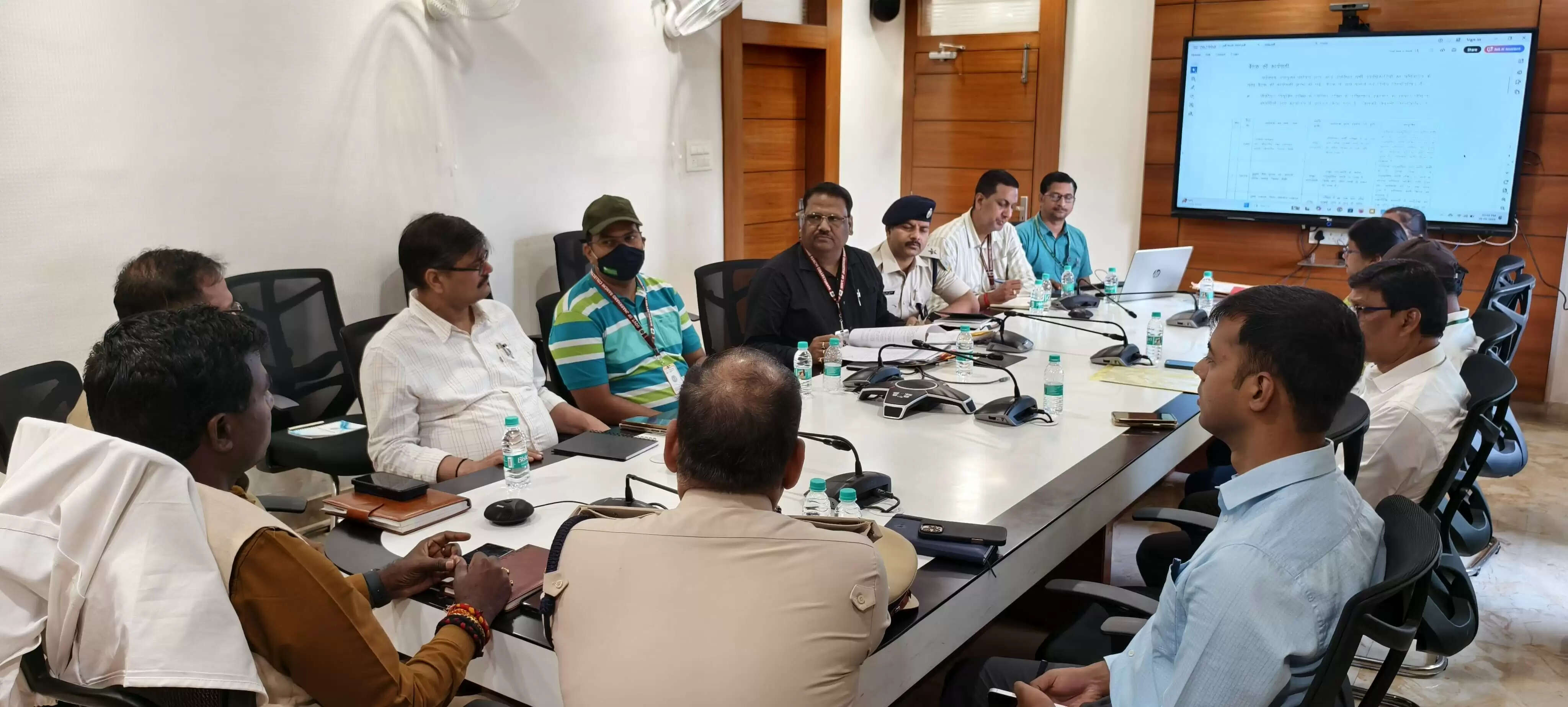 आरएफआईडी चिप के जरिए होगी चौकीदारों की शारीरिक जांच