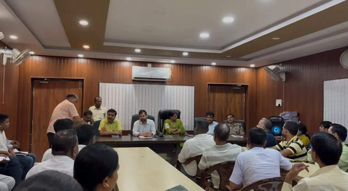 पिपरा पंचायत समिति की बैठक सम्पन्न,सूखा नशा सहित कई समस्याओं पर छाया रहा मुद्दा