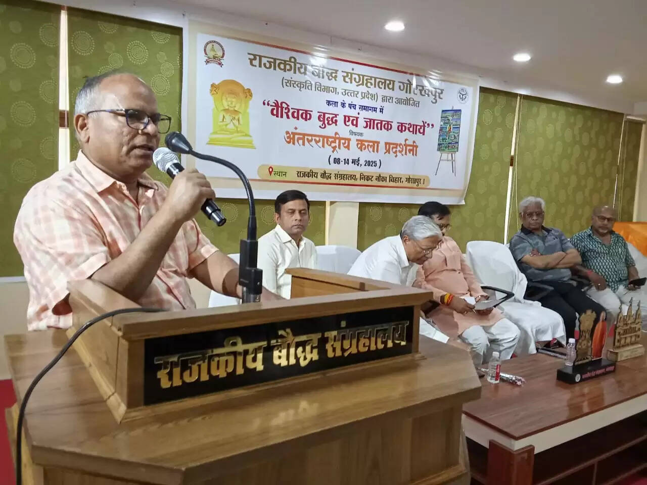 ‘‘वैश्विक बुद्ध एवं जातक कथायें‘‘ विषयक अन्तरराष्ट्रीय कला प्रदर्शनी का हुआ आयाेजन