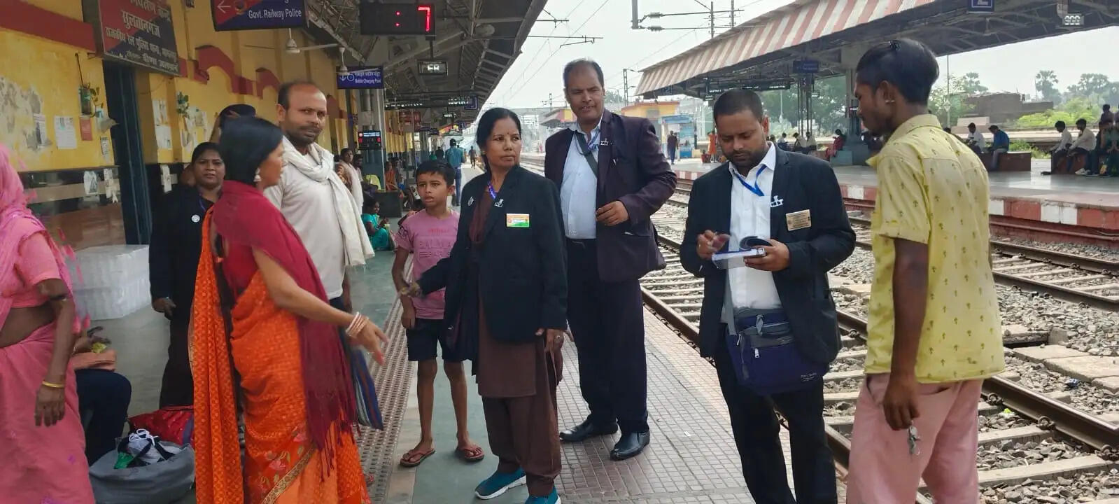 मालदा मंडल द्वारा सघन टिकट जांच अभियान में 4.55 लाख जुर्माना वसूला गया
