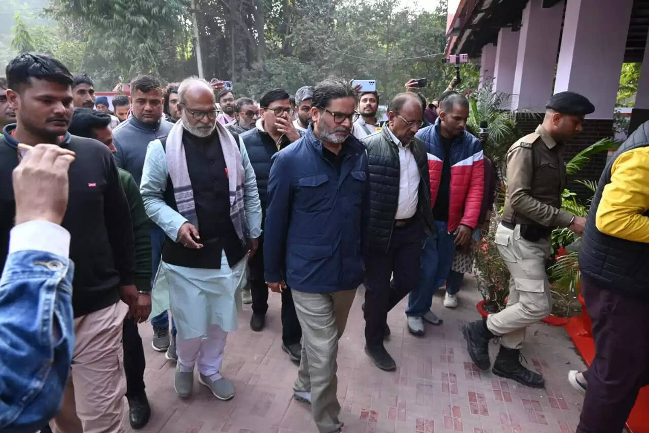 प्रशांत किशोर ने जहानाबाद की पीड़िता के परिजनों के साथ एसएसपी से की मुलाकात