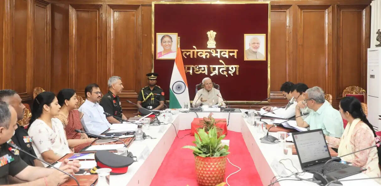 सशस्त्र सेना झंडा निधि में योगदान, राष्ट्र भक्ति की सशक्त अभिव्यक्ति : राज्यपाल पटेल