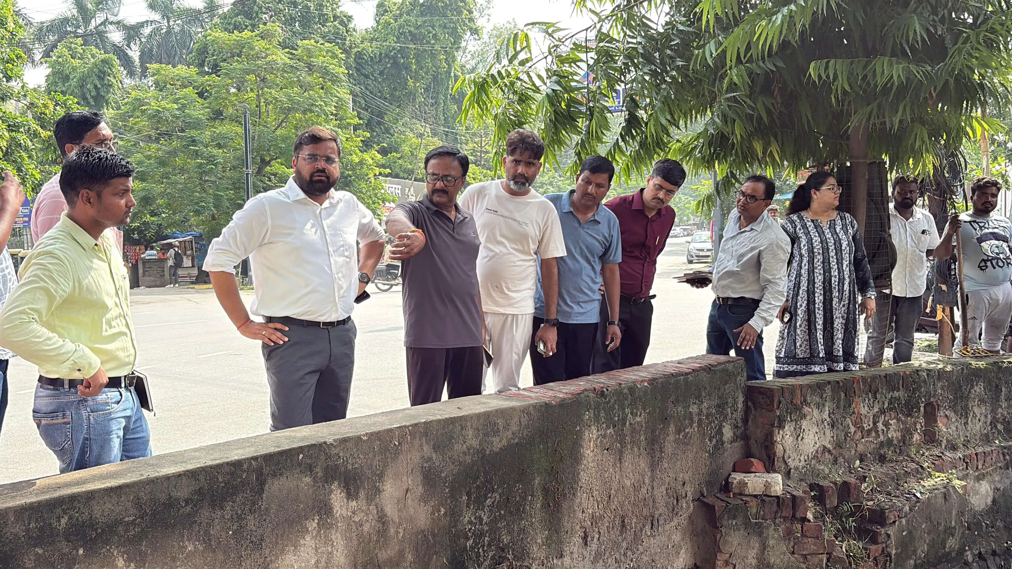 जलभराव की समस्या पर सख्त हुआ नगर निगम, नगर आयुक्त ने किया स्थलीय निरीक्षण
