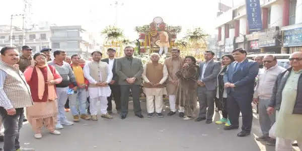 यमुनानगर: गीता जयंती शोभा यात्रा से शहर को दिया गीता का संदेश