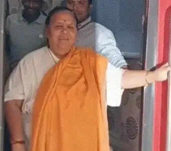 आधुनिकता के साथ रेलवे में संवेदनहीनता बढ़ी : उमा भारती