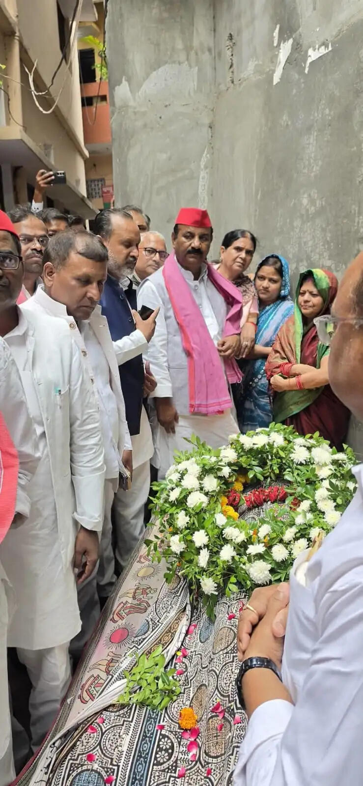 सपा यमुनापार जिलाध्यक्ष पप्पू लाल निषाद का निधन, अखिलेश यादव सहित वरिष्ठ नेताओं ने जताया शोक