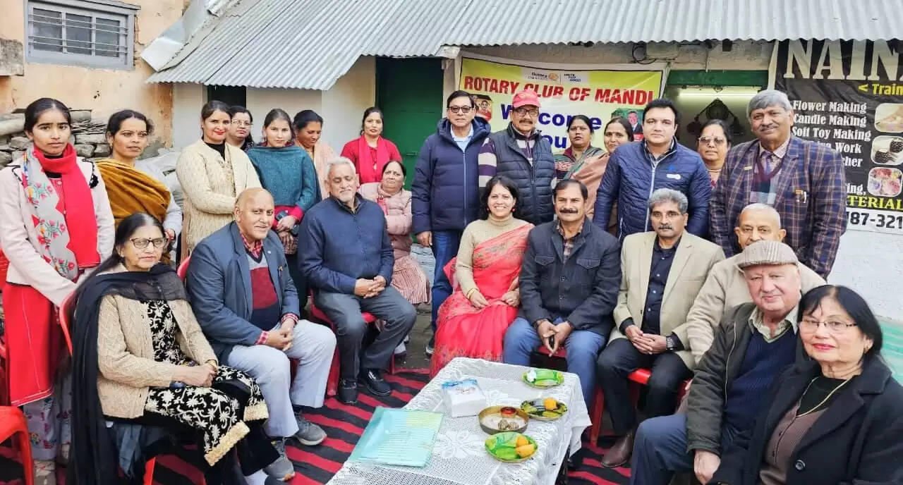 रोटरी क्लब मंडी द्वारा व्यावसायिक प्रशिक्षण संस्थान का शुभारंभ