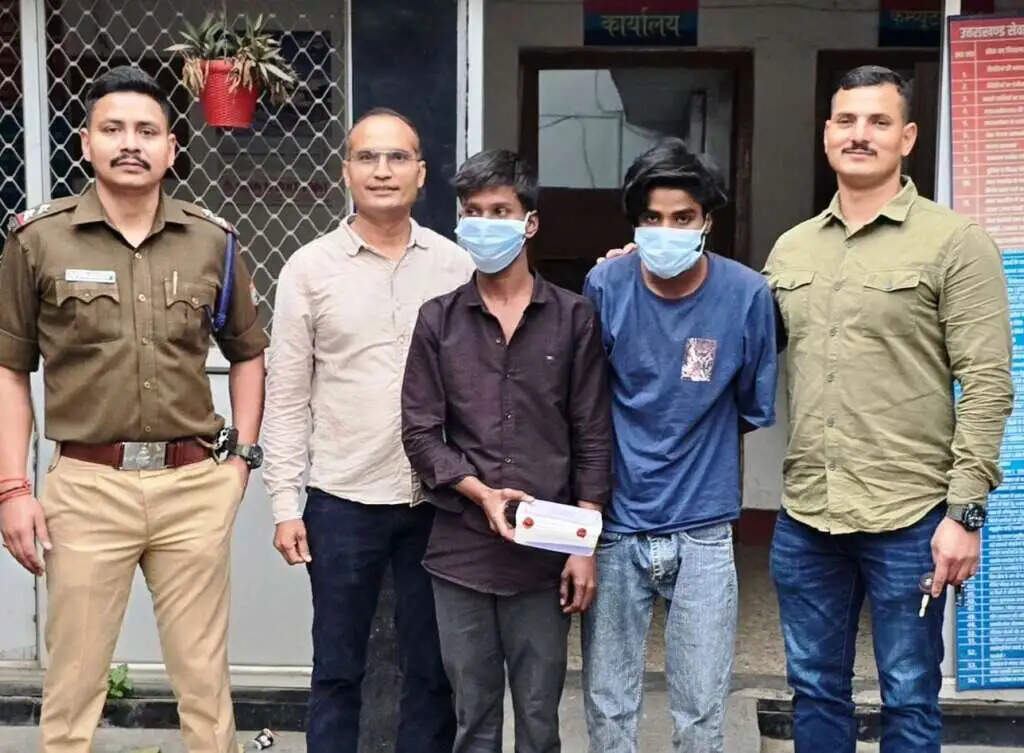 मंगलपड़ाव मोबाइल लूट कांड का खुलासा, दो गिरफ्तार