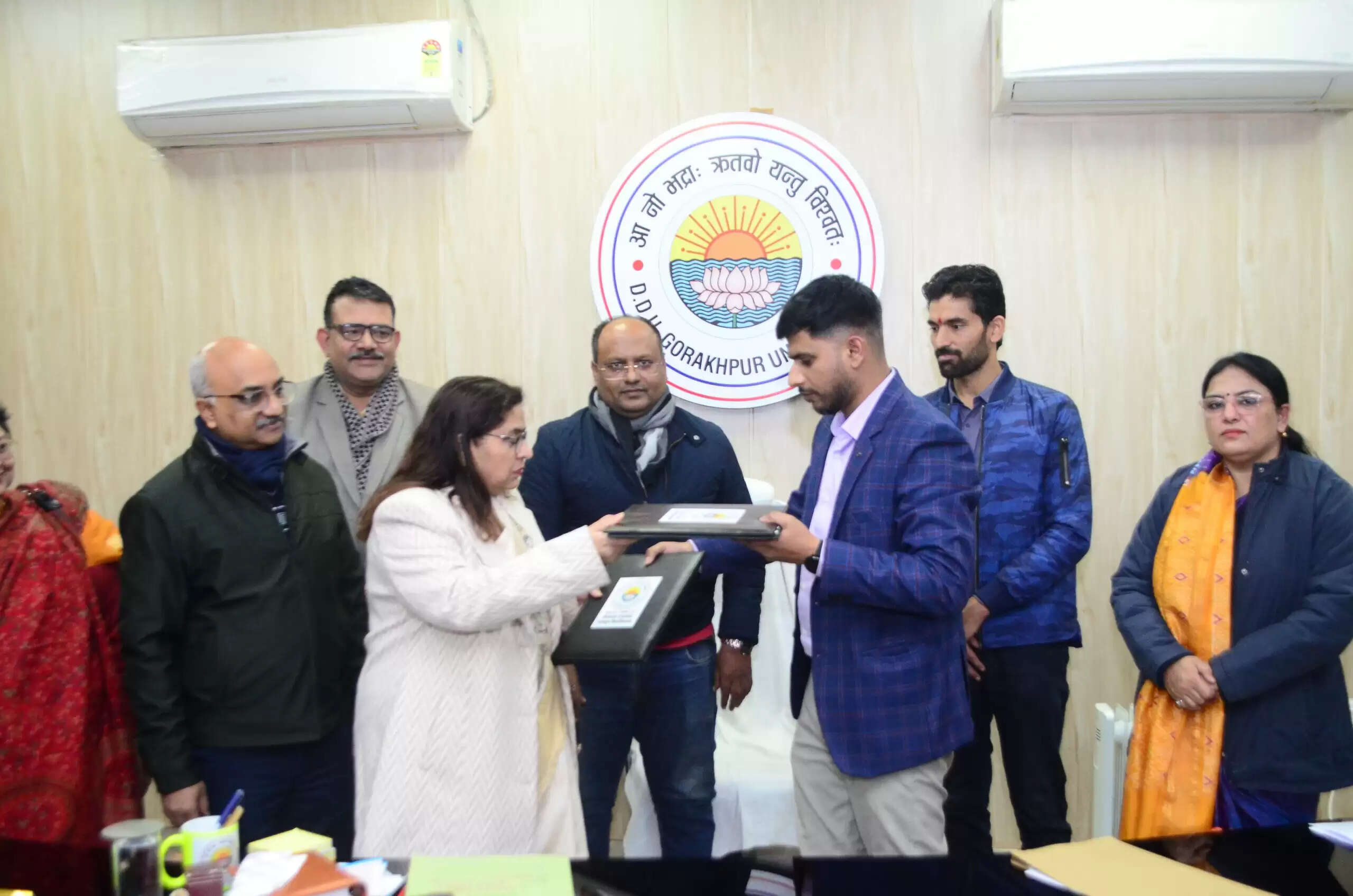 गोरखपुर विश्वविद्यालय ने नमस्कार फाउंडेशन के साथ किया एमओयू, कौशल विकास एवं प्लेसमेंट का मिलेगा बढ़ावा