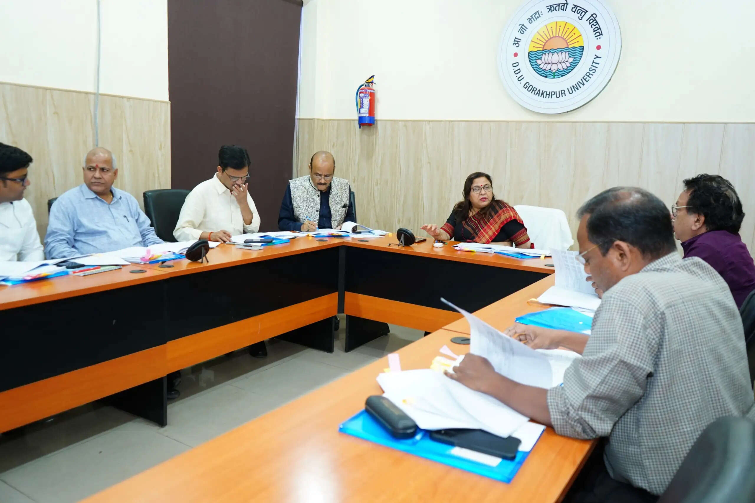 गोरखपुर विश्वविद्यालय वित्तीय वर्ष 2026-27 का वार्षिक बजट पारित, शोध एवं नवाचार को मिला विशेष प्रोत्साहन
