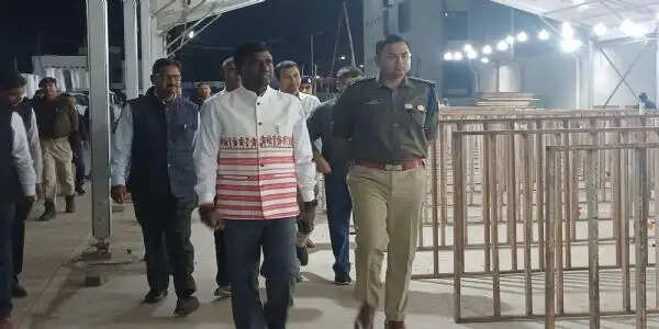 रांची नगर निगम में 909 और बुण्डू नगर पंचायत में 16 मतदान केंद्र पर होगा मतदान, तैयारी पूरी