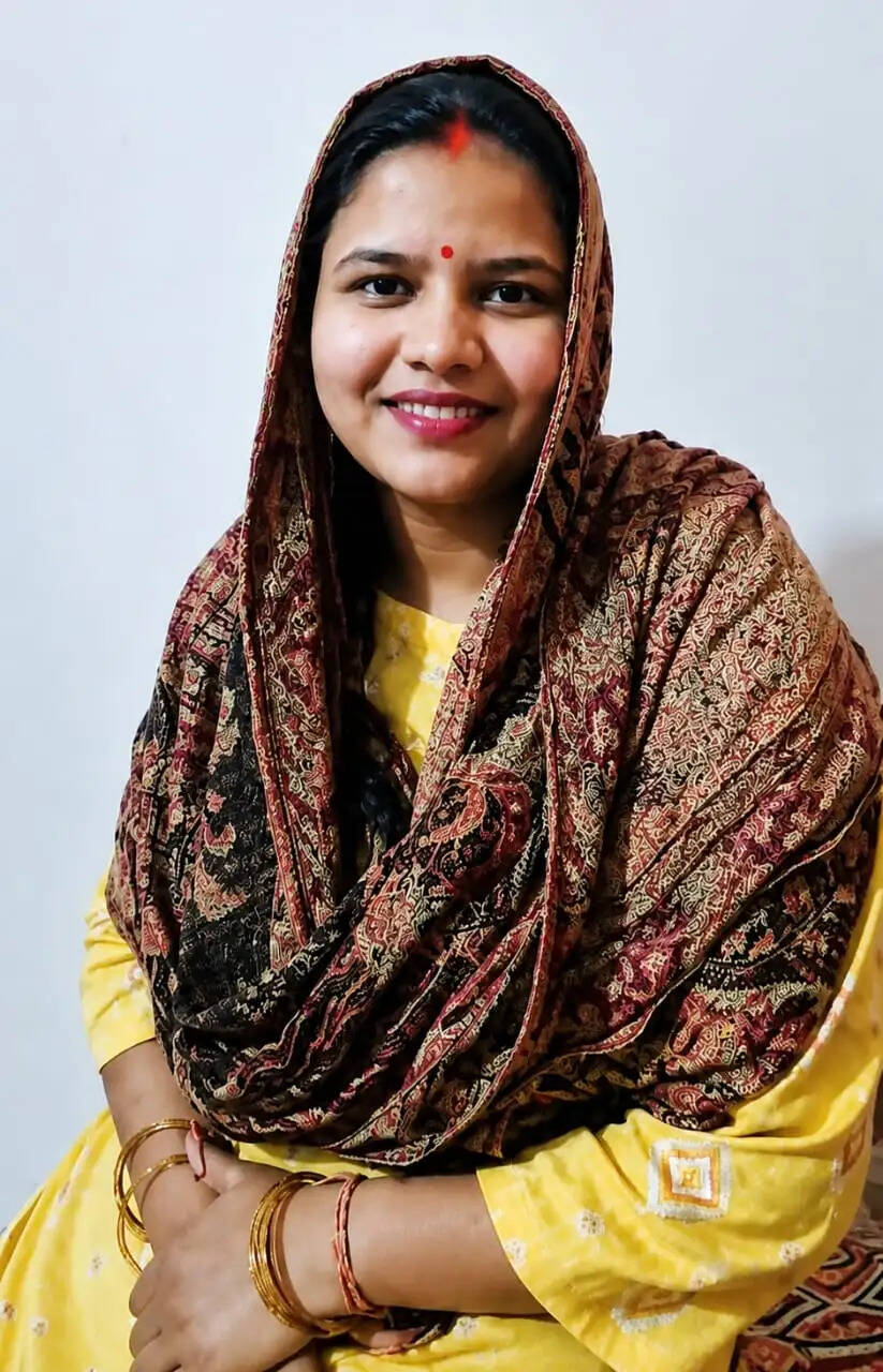 अम्बिकापुर : प्रधानमंत्री मातृ वंदना योजना से अन्नू तिवारी को मिला मातृत्व के दौरान आर्थिक संबल