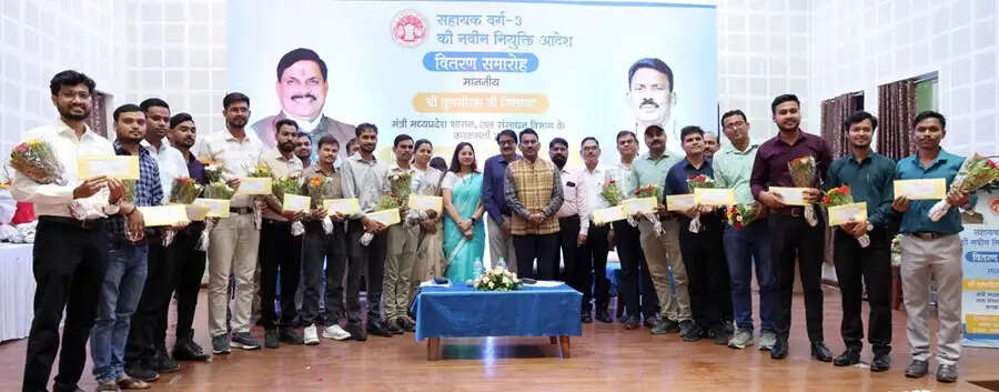 नवनियुक्त कर्मचारी पूरी निष्ठा और लगन से कार्य करें : जल संसाधन मंत्री सिलावट