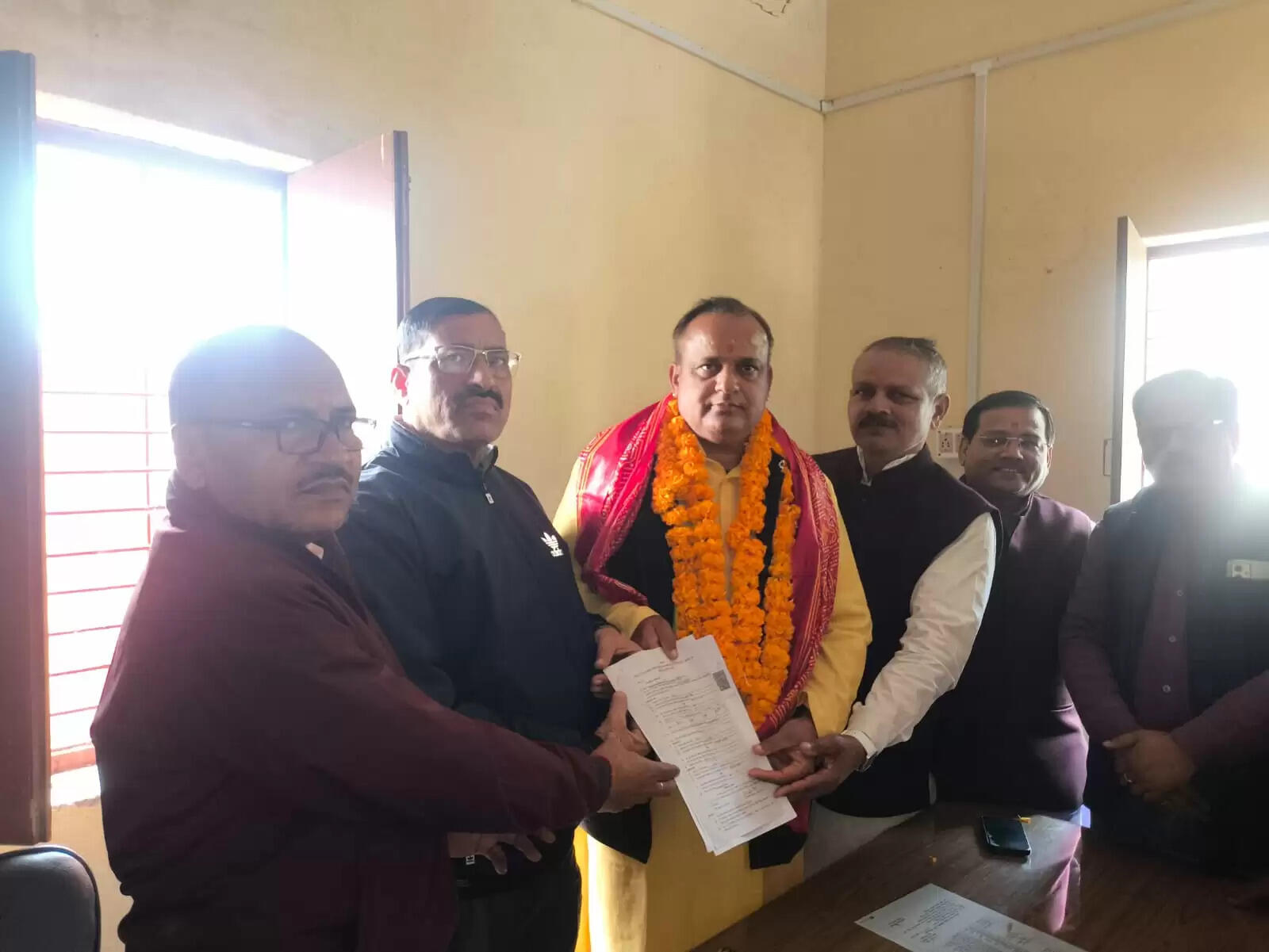 सहकारी ग्राम विकास बैंक चुनाव में भाजपा-एनडीए की जीत, तीनों शाखाओं के अध्यक्ष निर्विरोध निर्वाचित