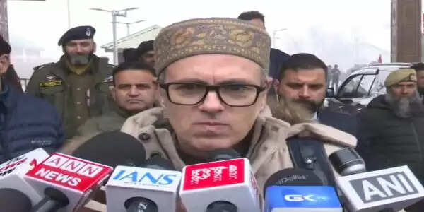 संशोधित एमजीएनआरईजीए विधेयक राज्यों के लिए हानिकारक: उमर अब्दुल्ला