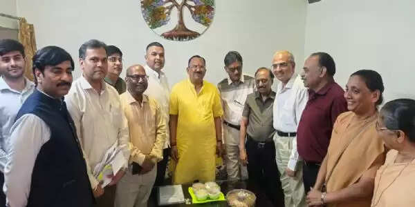 आरजीएचएस भुगतान और चिकित्सक गिरफ्तारी मुद्दे पर देवनानी ने दिया समाधान का आश्वासन