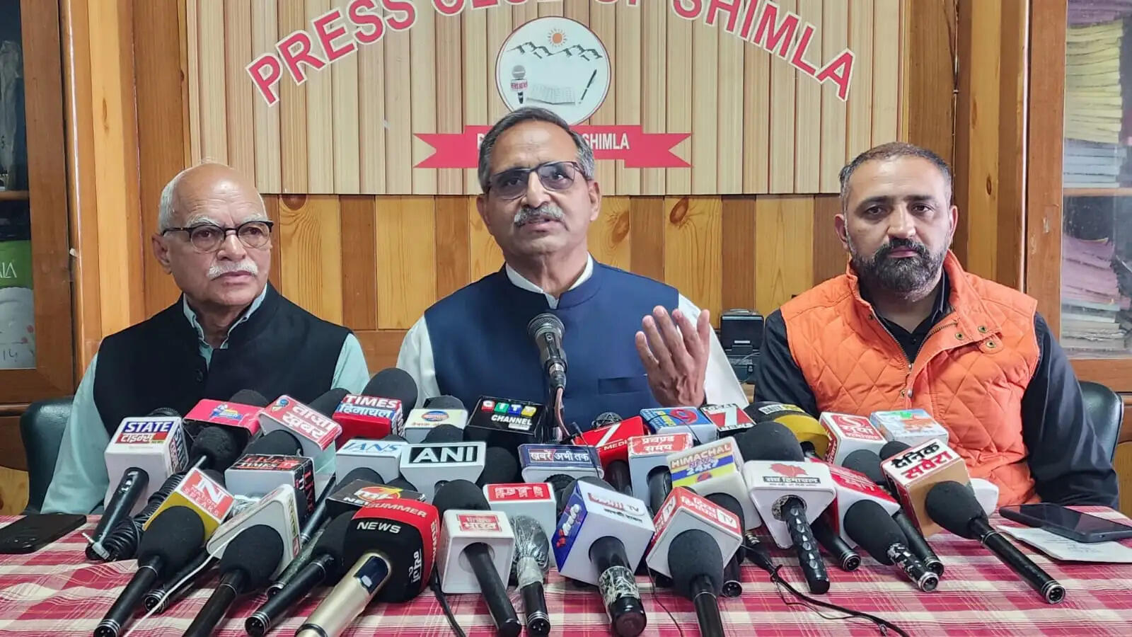 कांग्रेस सत्ता का सेमीफाइनल हार चुकी, अब फाइनल खेलने की स्थिति में नहीं: रणधीर शर्मा