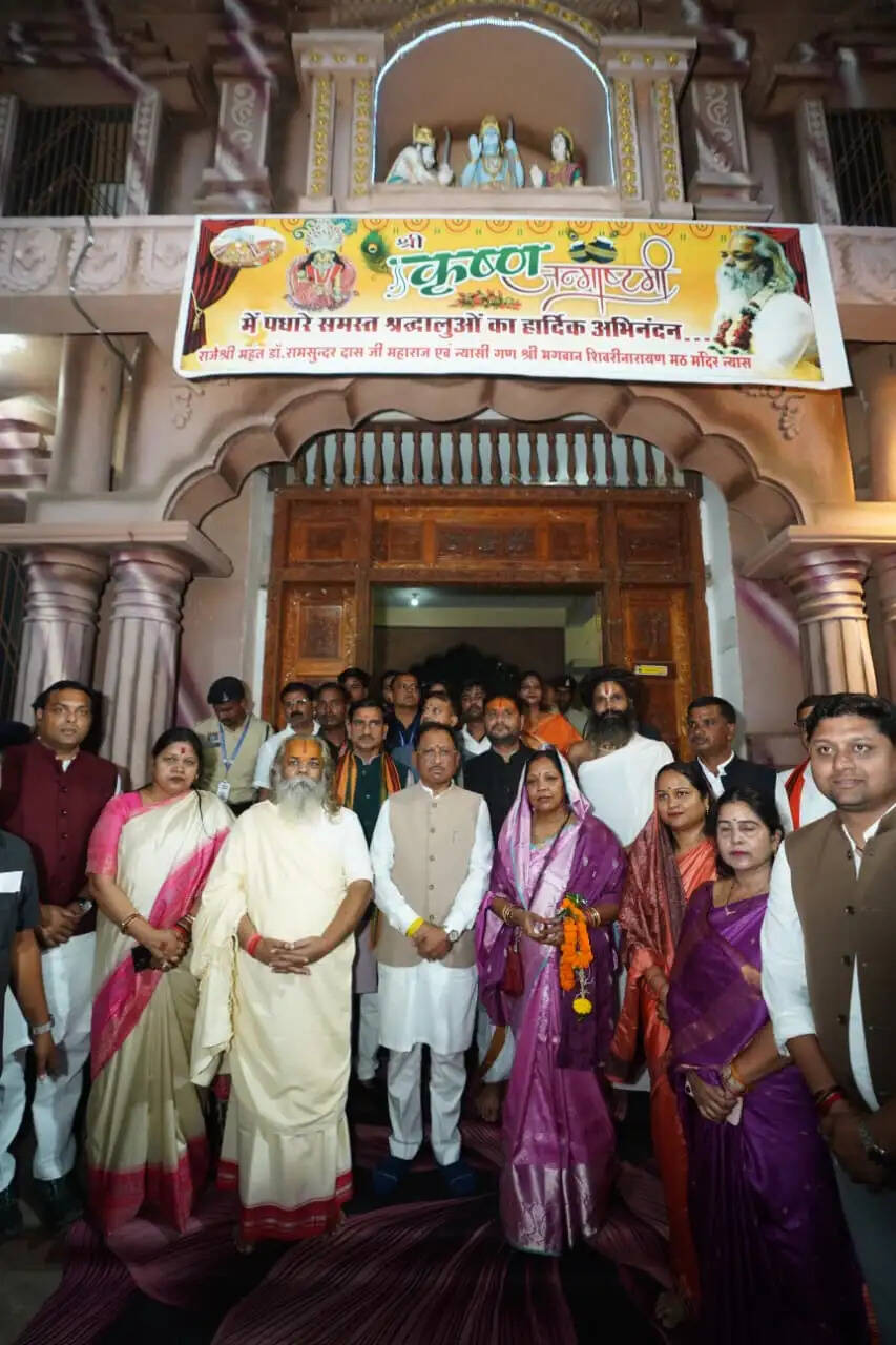 मुख्यमंत्री साय ने शिवरीनारायण में भगवान नर-नारायण के किए दर्शन