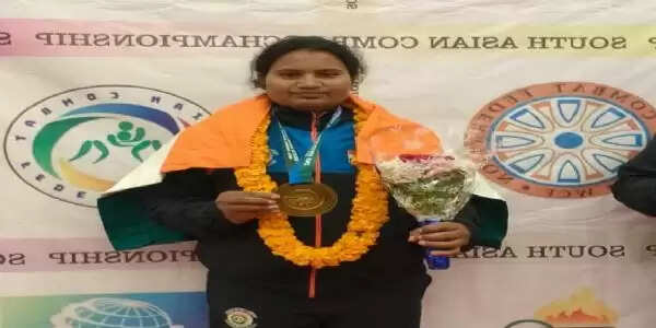 बक्सर की बेटी पंचरत्ना कुमारी ने साउथ एशिया कुश्ती चैंपियनशिप में जीता स्वर्ण पदक