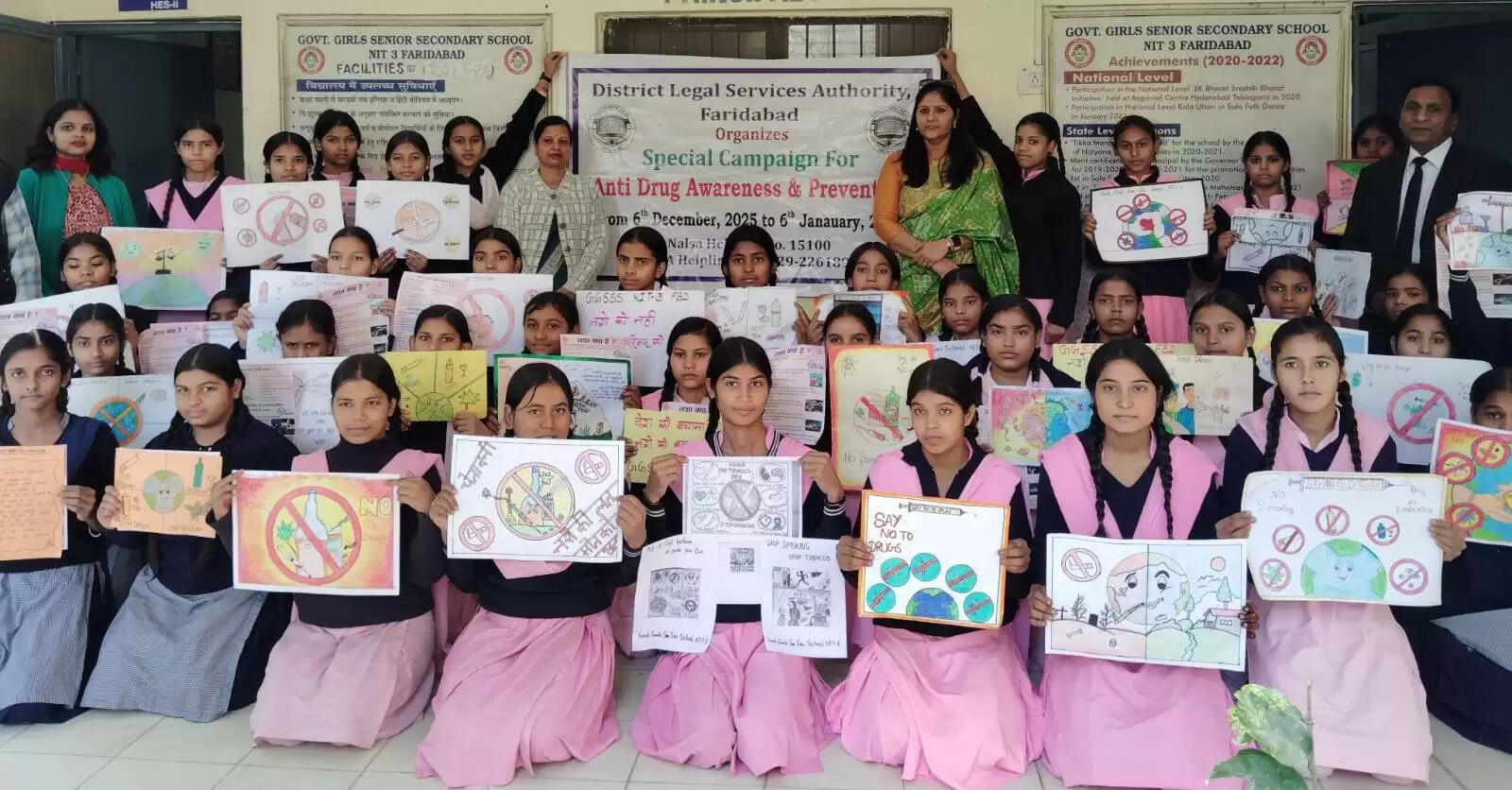 फरीदाबाद : छात्राओं ने पोस्टरों के जरिए दिया नशा मुक्ति का संदेश