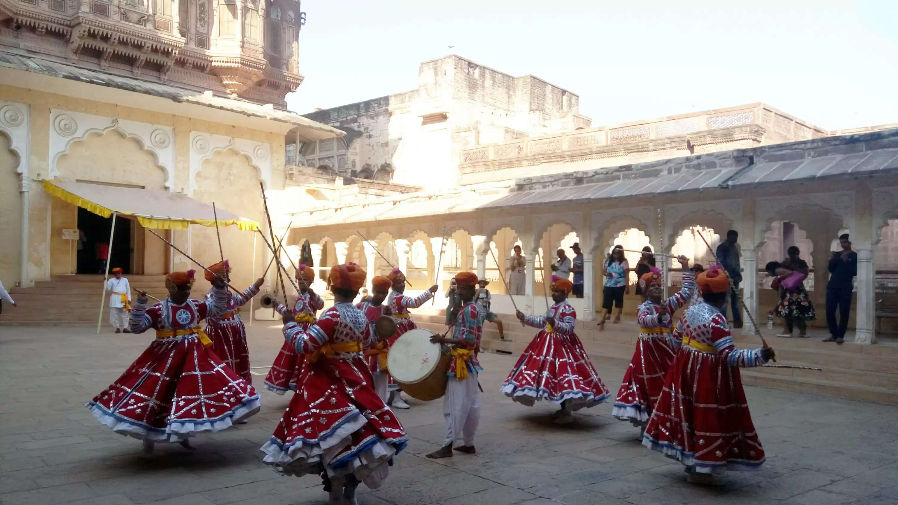 पंच दिवसीय सुरों के सतरंगी कारवां रिफ का आगाज गुरुवार से